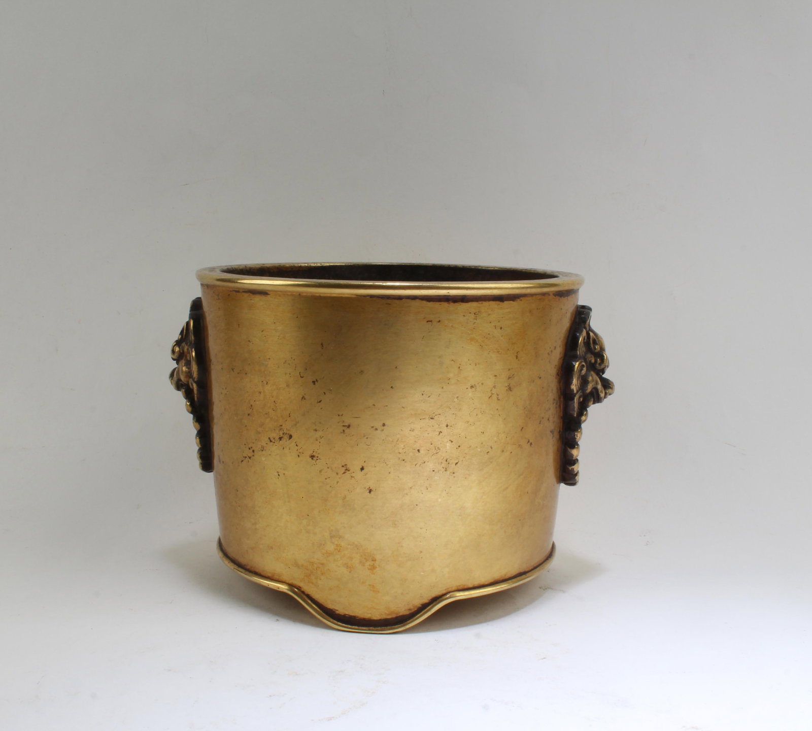 Chinese Gilt Bronze Censer: Chinese Gilt Bronze Censer. A six character mark is imprinted at the base. Height: 4" Diameter: 5.25"