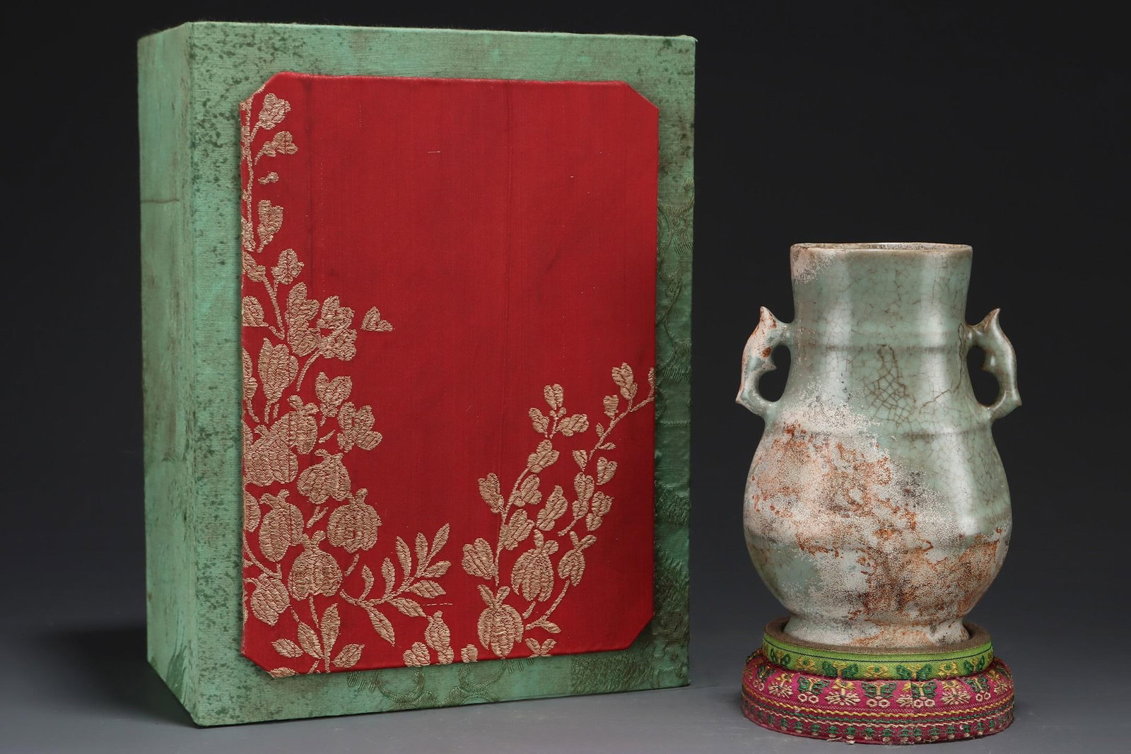 A Ru Ware Celadon Double-Eared Vase - 2