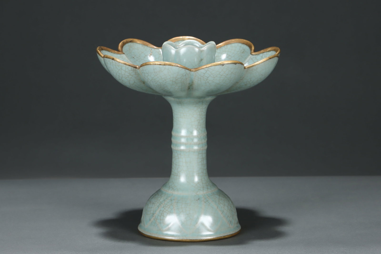 A Ru Ware Celadon Lamp - 2