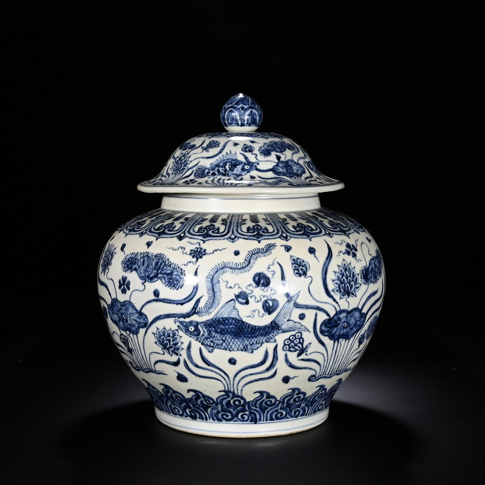Blue and White Fish and Waterweed Covered Jar: Blue and White Fish and Waterweed Covered Jar. Dimensions: 12.01"x9.84"