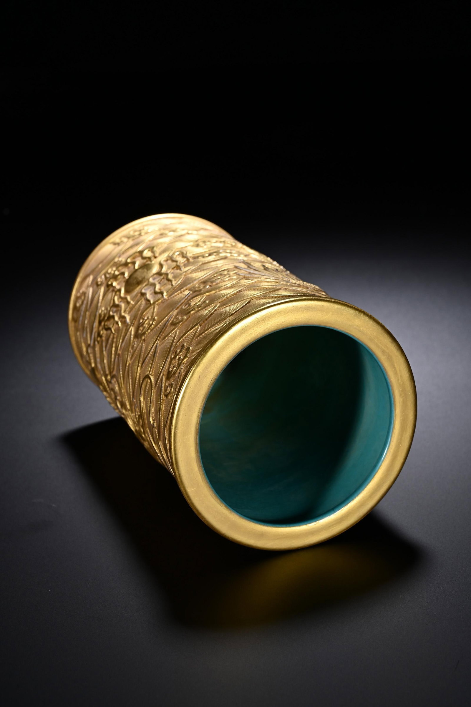 Gilt Dragon Brushpot - 5