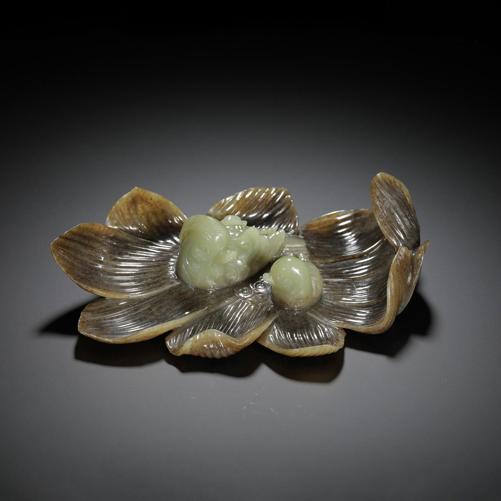 Carved Jade Mandarin Duck Ornament: Carved Jade Mandarin Duck Ornament. Length:8.66" Width:5.91"