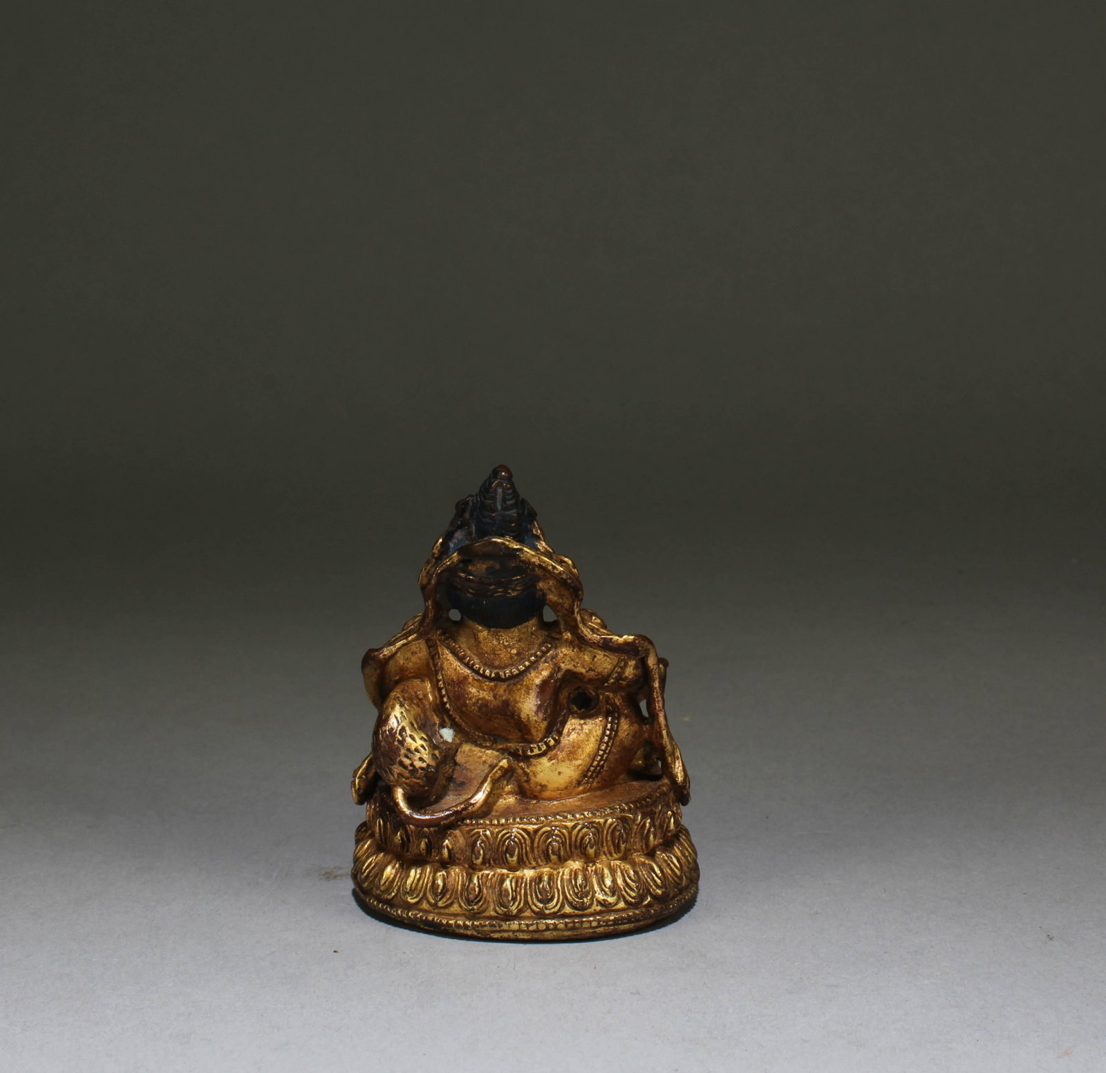 A Gilt Bronze Statue - 3