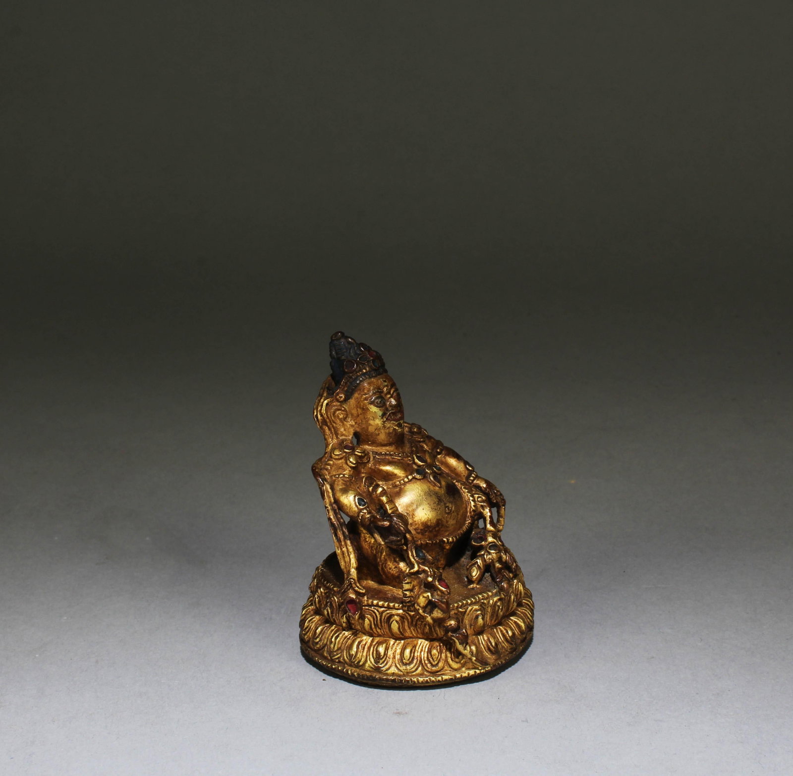 A Gilt Bronze Statue - 4