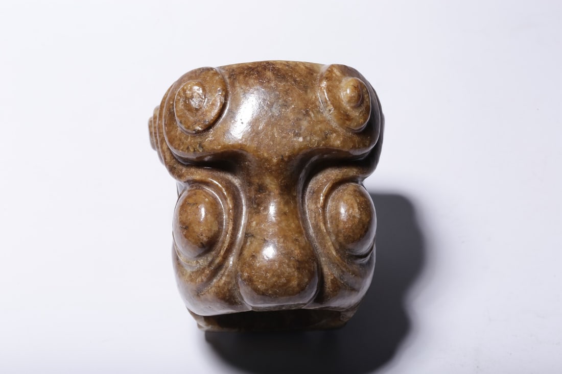 An Ancient Jade Tiger-Head Ring - 5