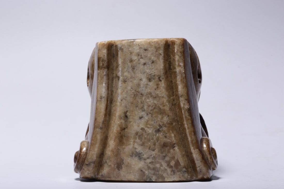 An Ancient Jade Tiger-Head Ring - 8
