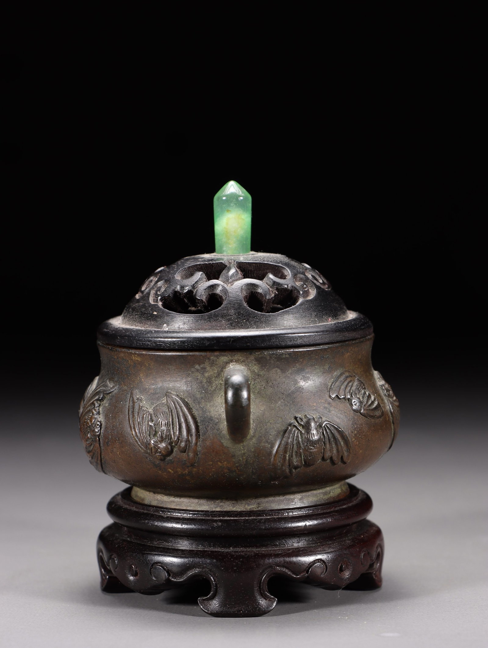 A Bronze Bat-Pattern Qin Censer - 4