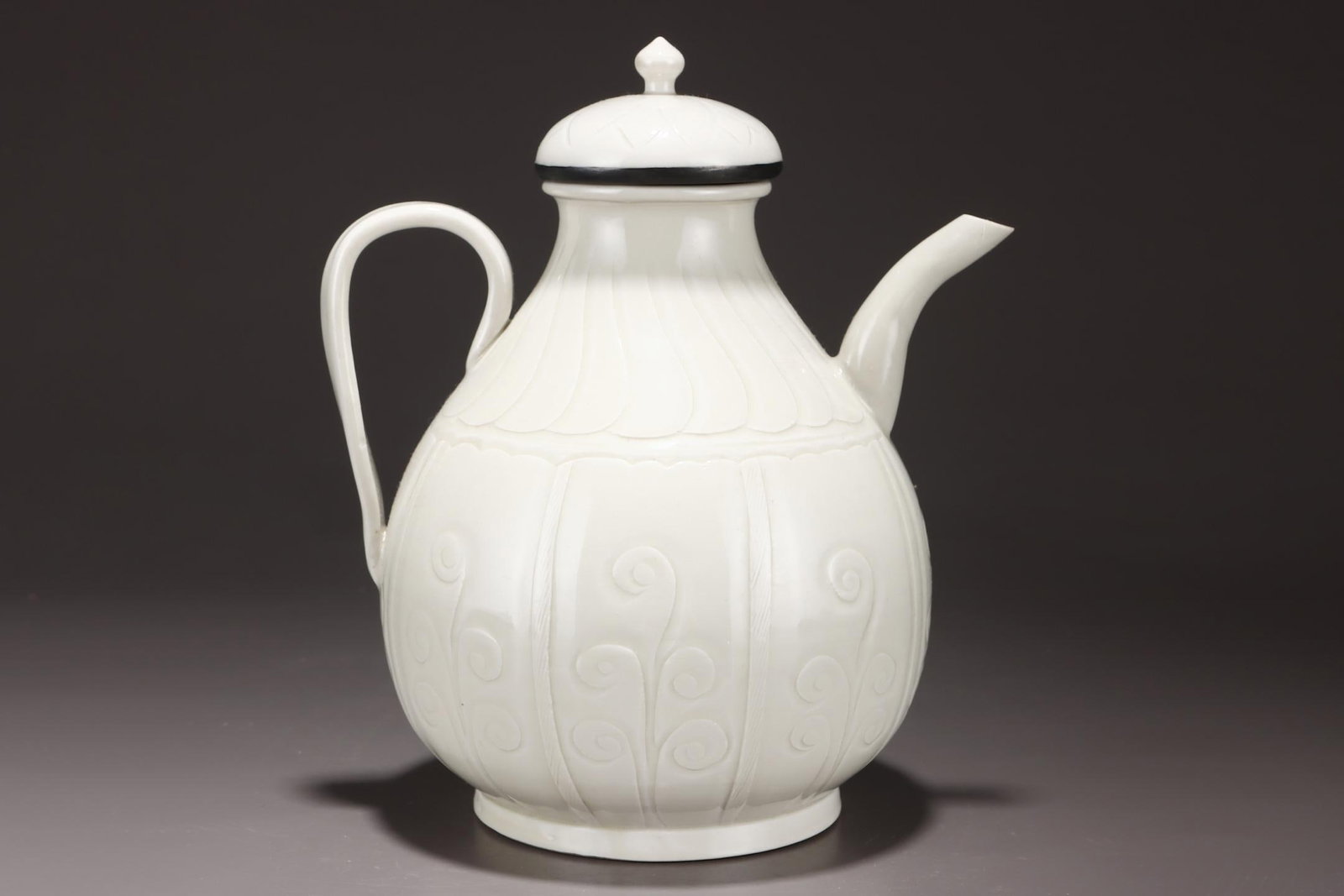 A Ding Ware Pear-Shaped Pot With Silver Mount - 4