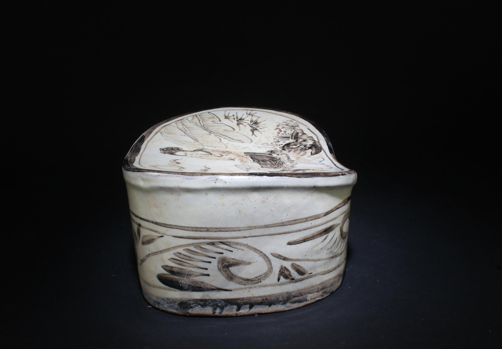 A Cizhou Pillow - 5