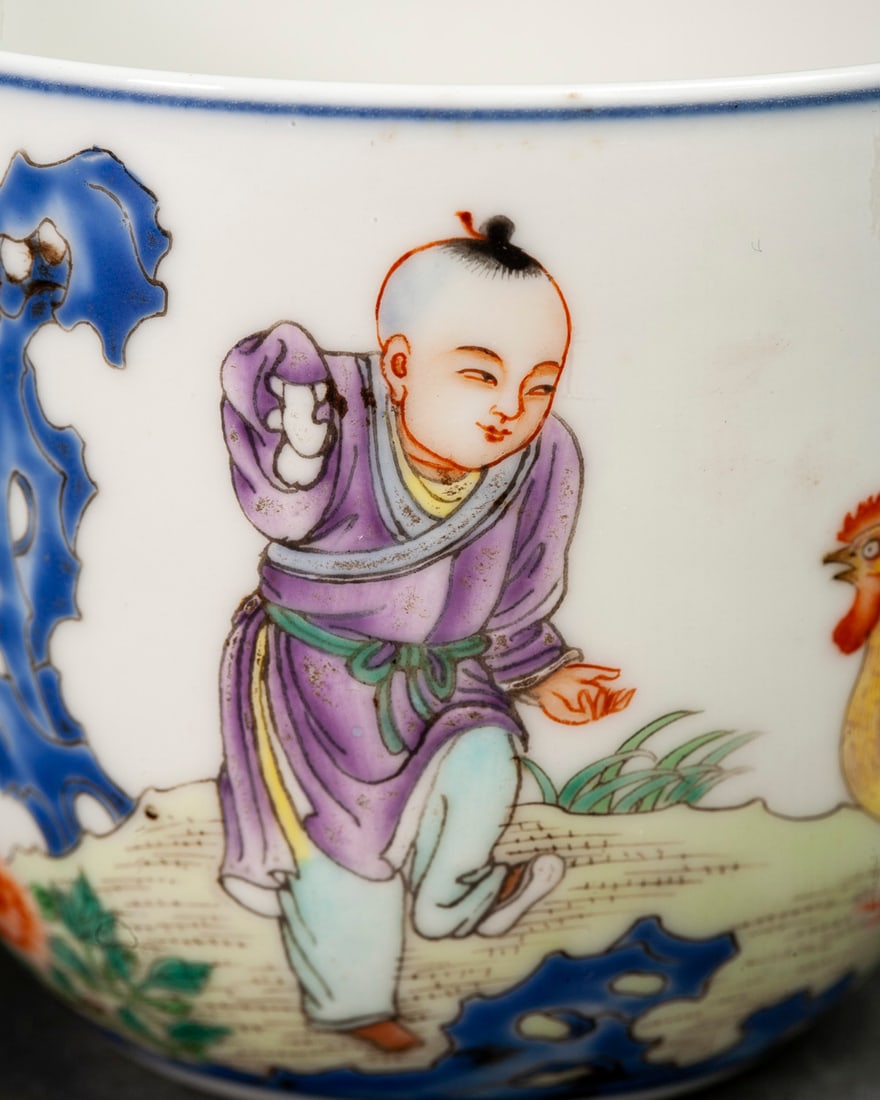 A Porcelain Cup - 7