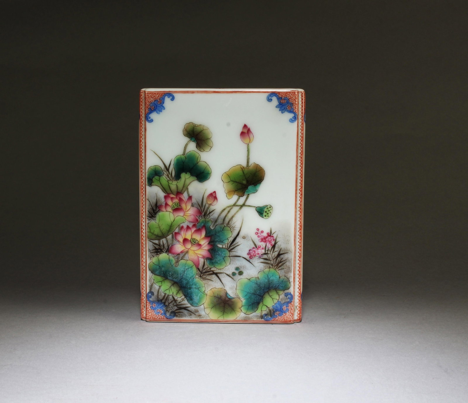 A Square-Shaped Porcelain Brushpot (1 of 6)