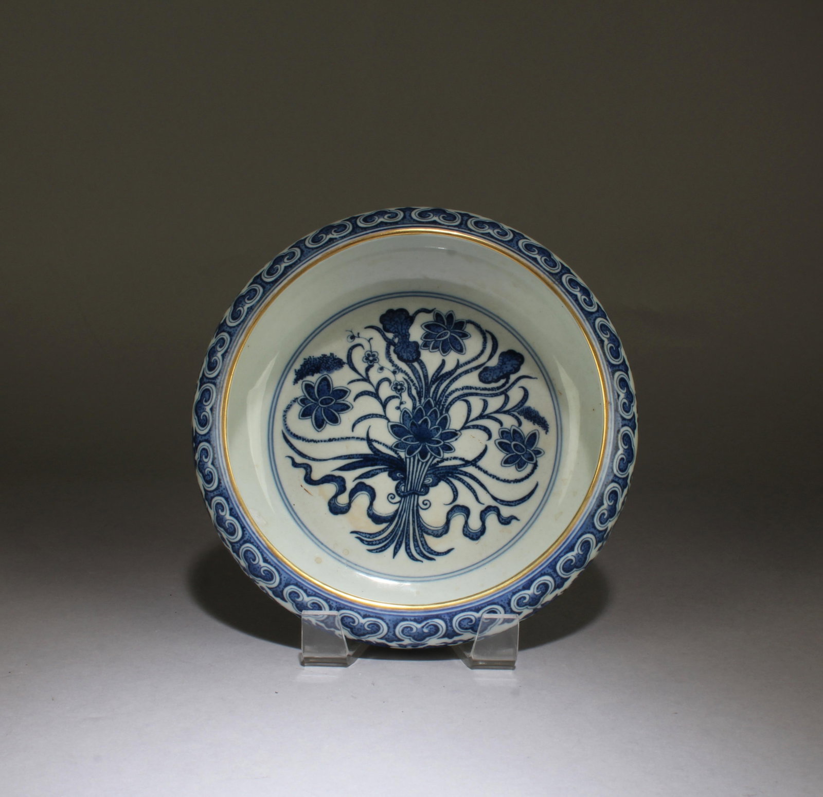 Chinese Blue & White Ink Washer: Chinese Blue & White Ink Washer. 'YongZheng' mark at base. Diameter: 7.5"