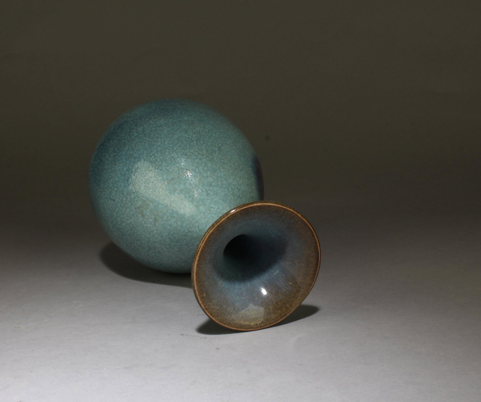 A Chinese Junyao Vase - 4