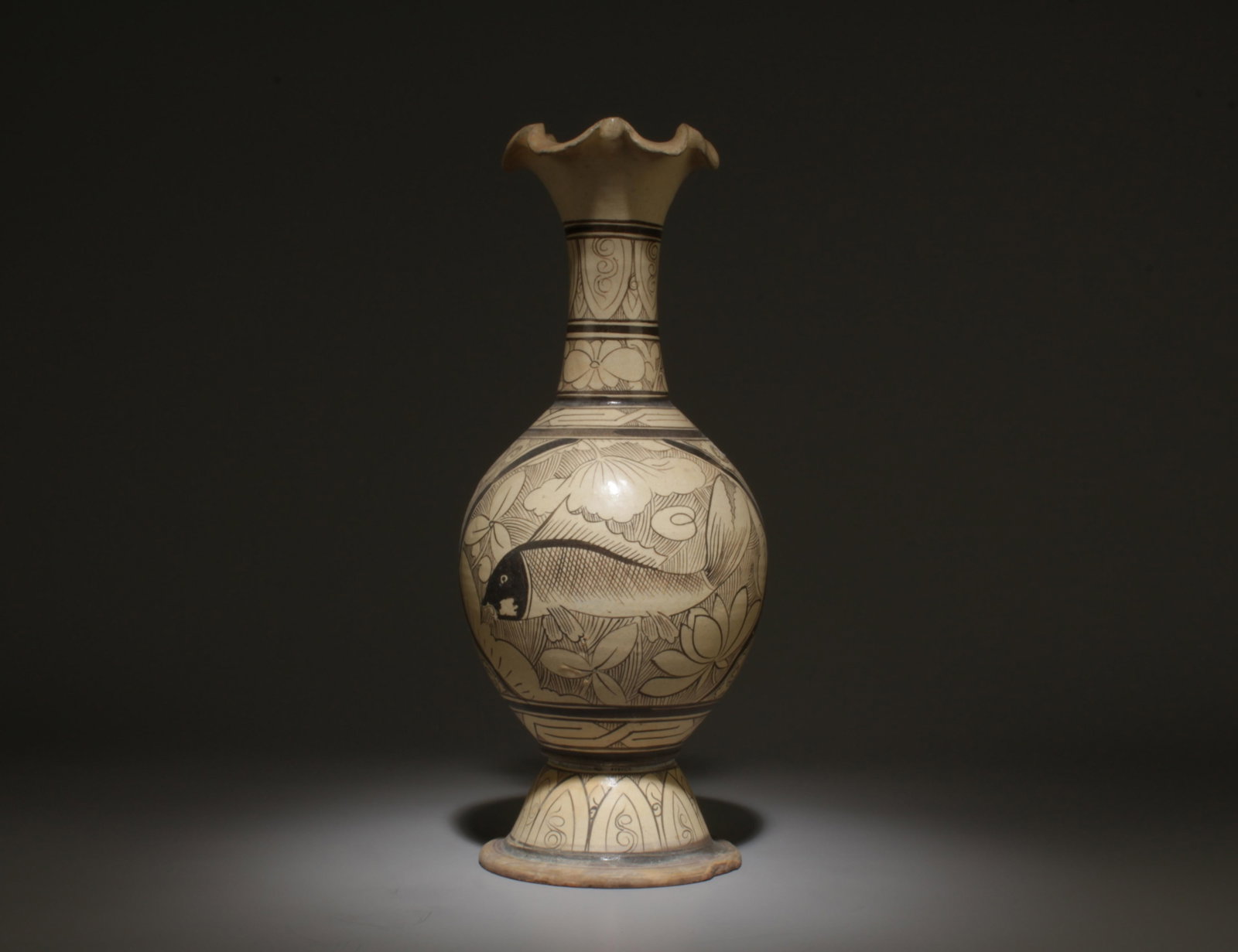 Chinese Porcelain Vase (1 of 6)