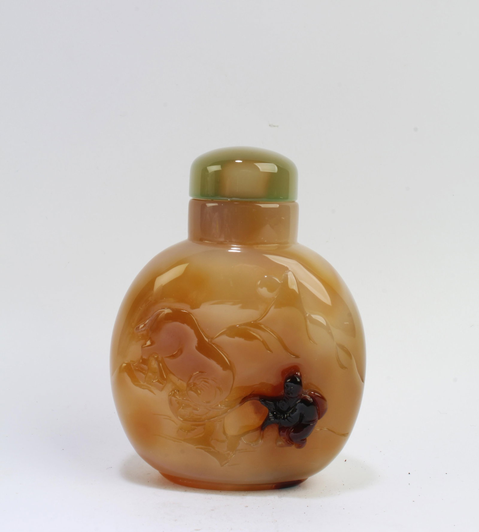 Chinese Agate Snuff Bottle (1 of 4)