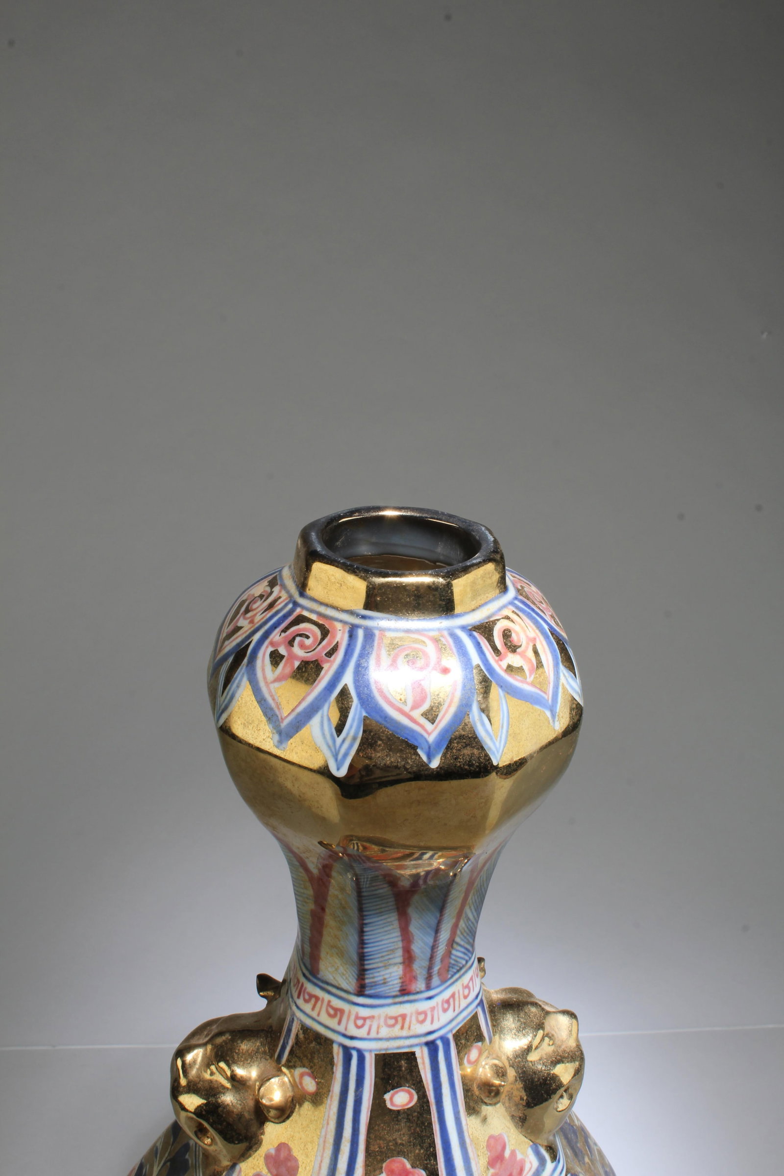 A Porcelain Vase - 5