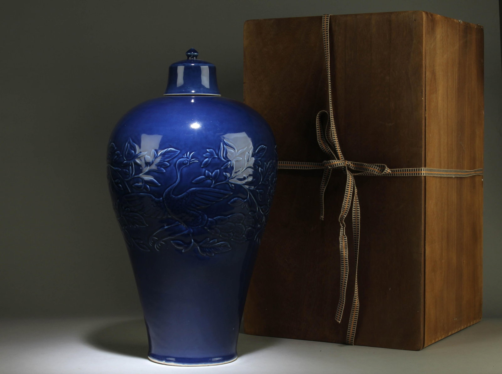 A Chinese Meiping Vase: A Chinese Crane Patterned Meiping Vase with Lid .Dimensions: 18.75" x 9".