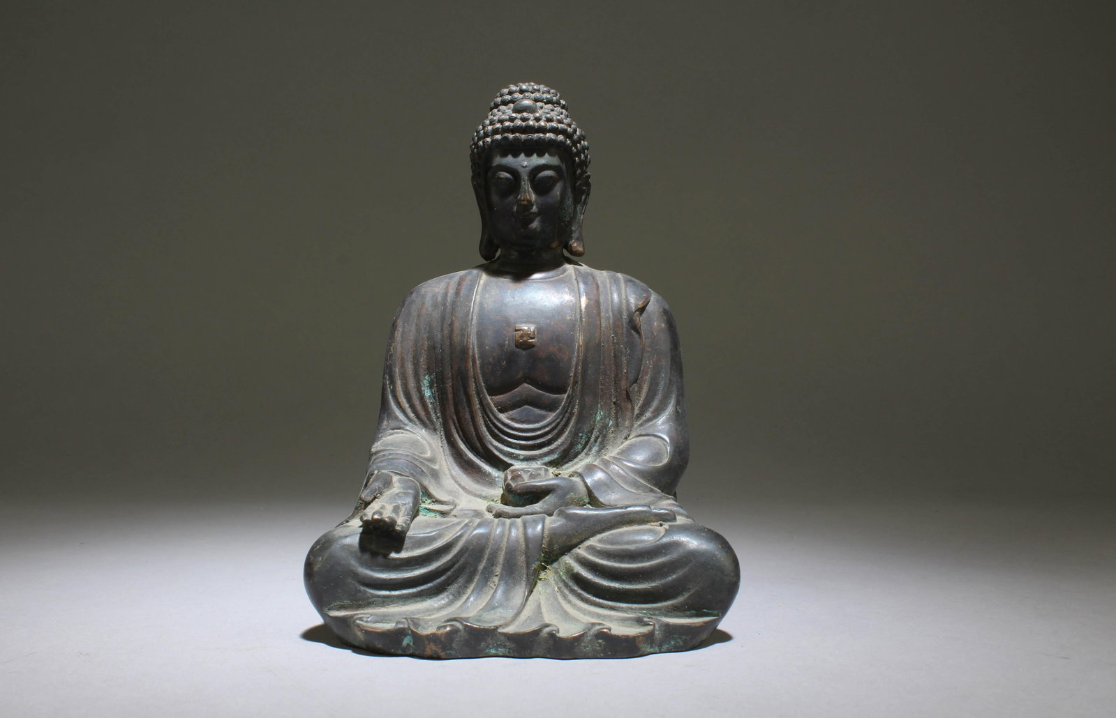 A Bronze Buddha Statue - 2