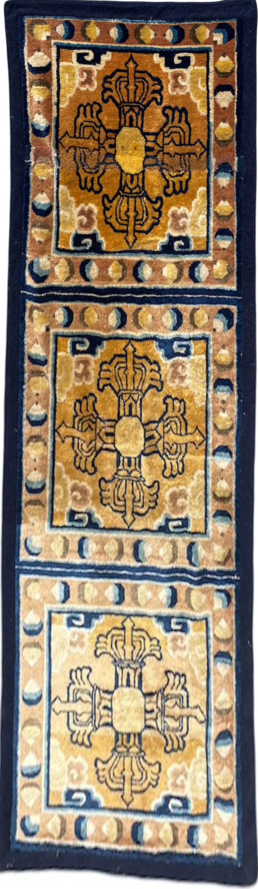 Ningxia Long Rug with Double Dorjee, Tibet 19th century (1 of 4)