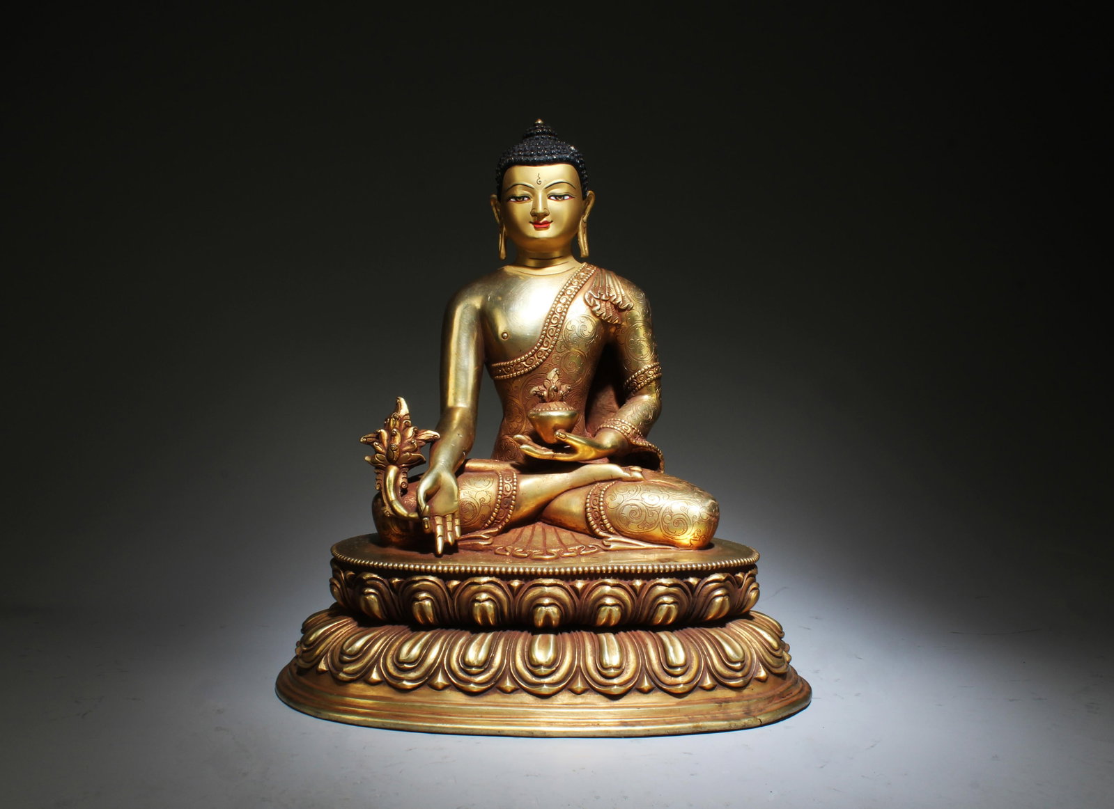 A Masterpiece handmade Newar Medicine Buddha Bhaisajya Guru (1 of 9)