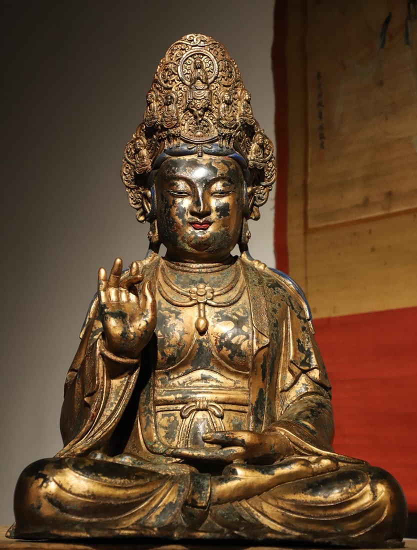 GILDED BRONZE FROM THE QING DYNASTY. GUANYIN BODHISATTVA STATUE (1 of 9)