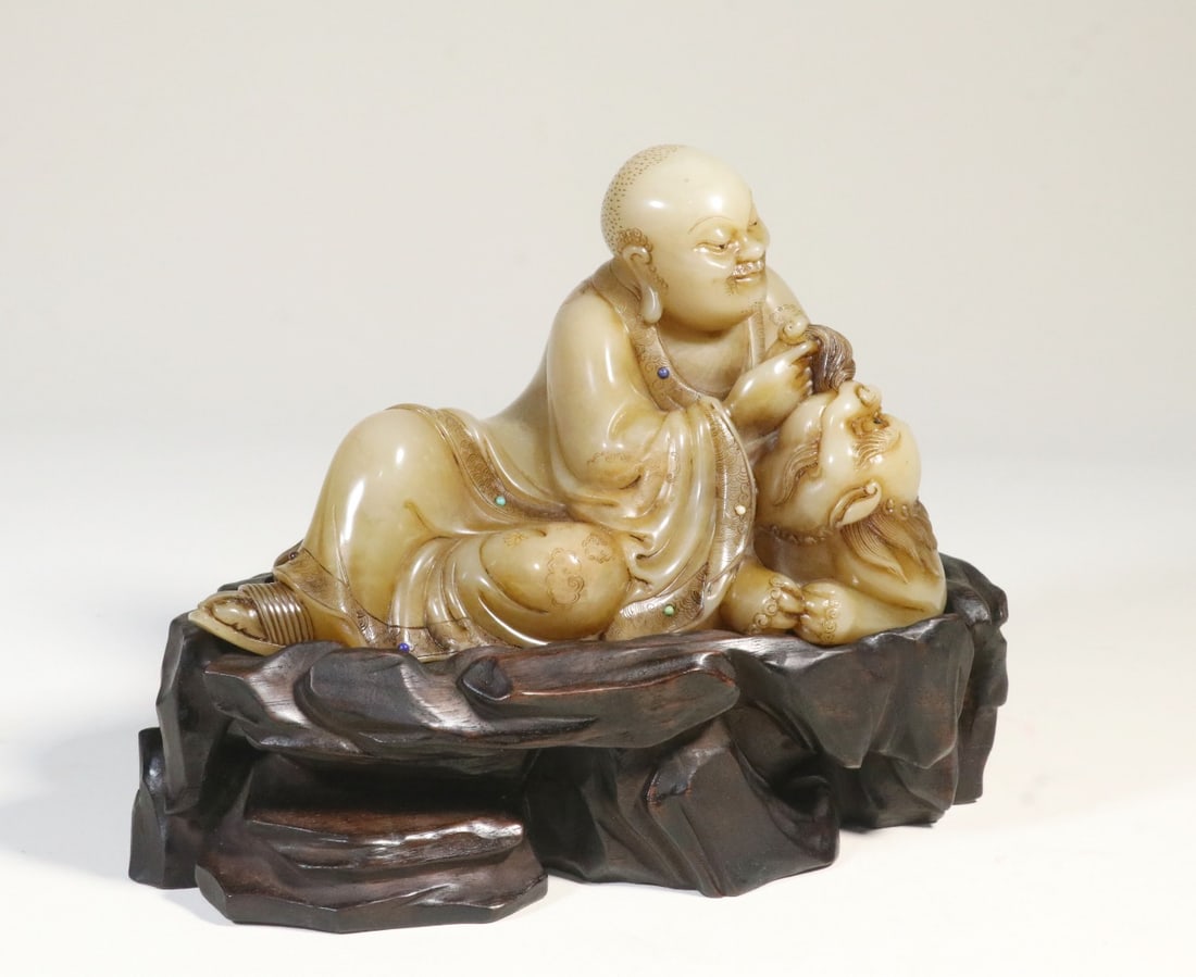 A Shoushan Stone Luohan Statue - 2