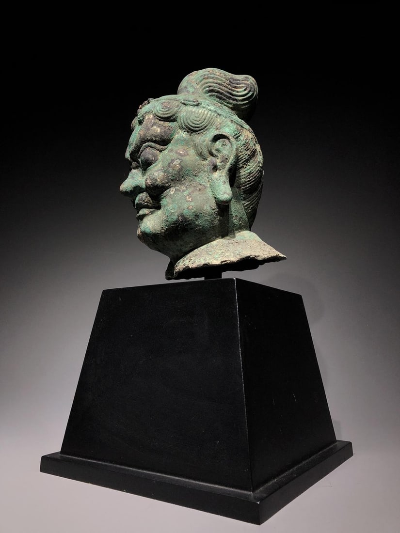 A Bronze Guardian King - 4