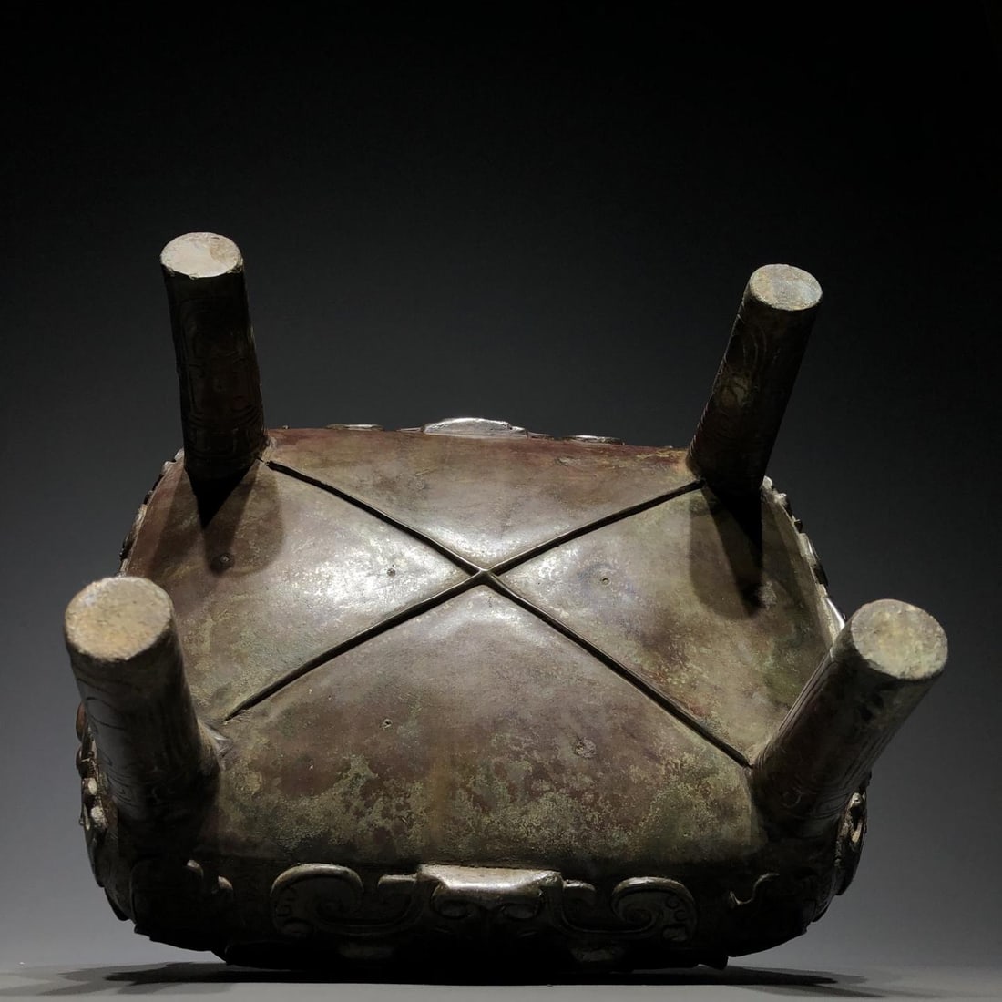 A Bronze Ding - 10