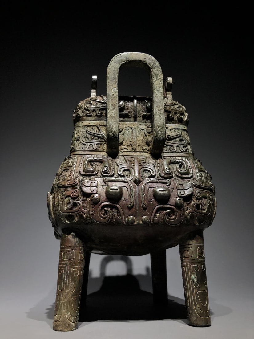 A Bronze Ding - 3