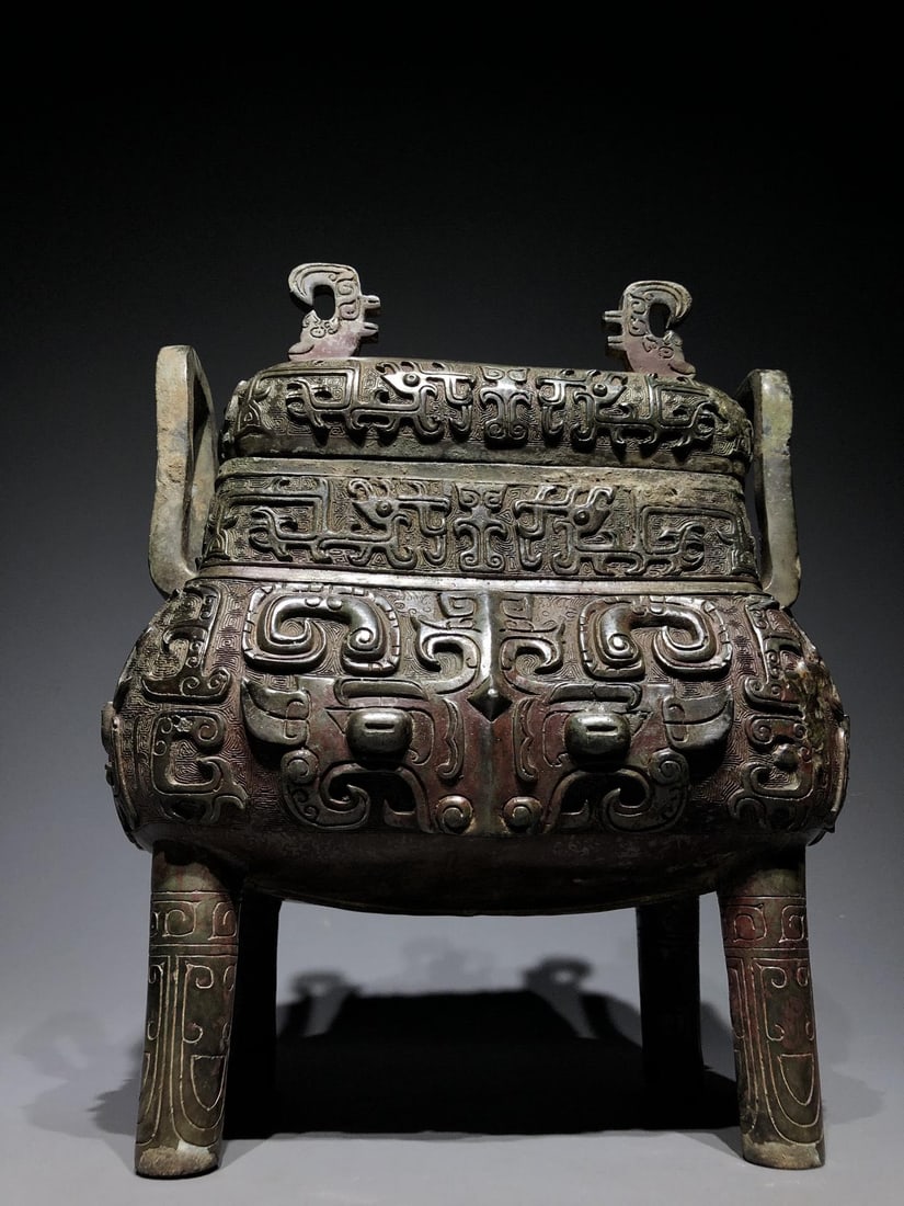 A Bronze Ding - 4