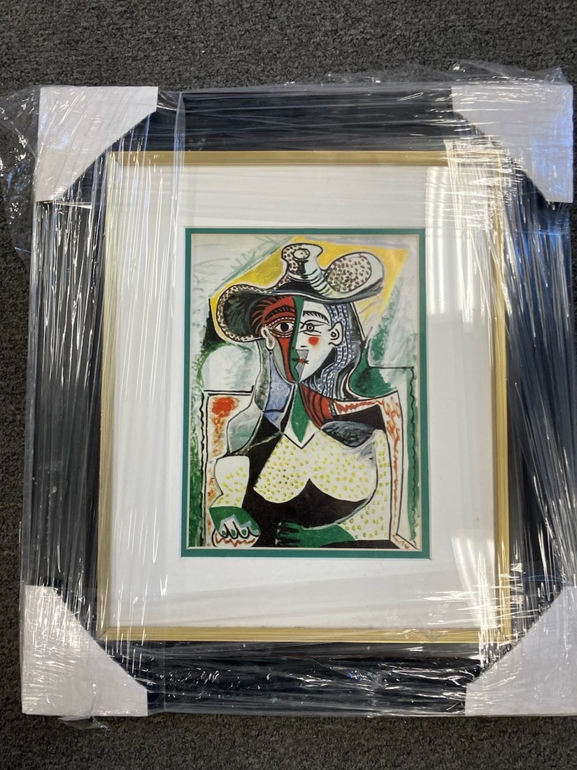 Pablo Picasso Limited Edition Collection Domaine lithograph: Pablo Picasso Limited edition Lithograph Custom framed. Estate signed. From the Collection Domaine Picasso. Includes certificate of authenticity. Approx. 24x28 Framed.