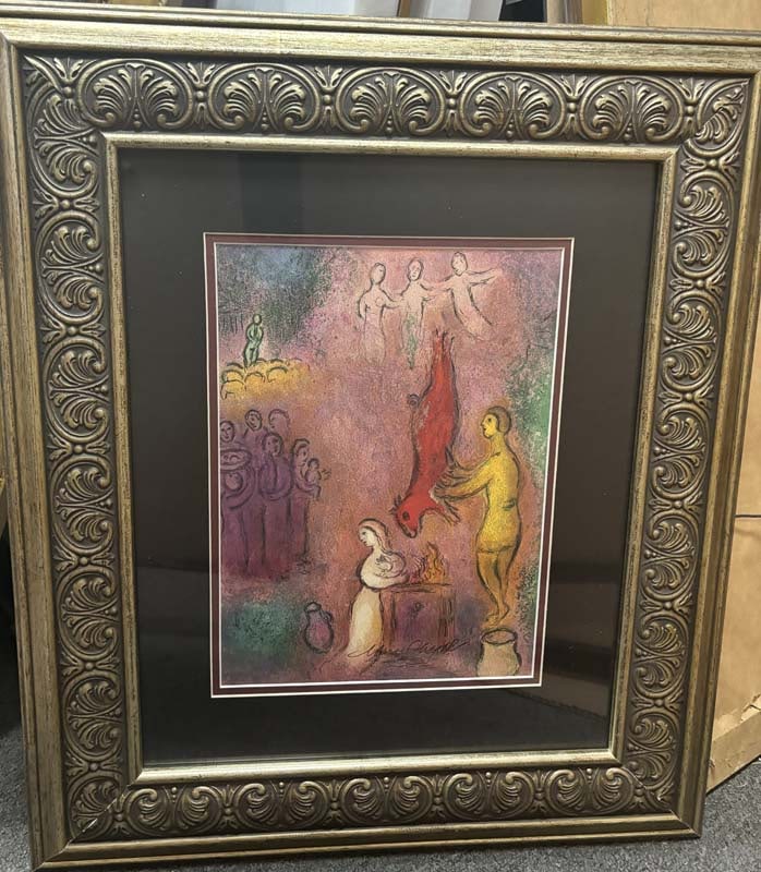 Marc Chagall Lithograph hand signed 1977: Marc Chagall 1977 Lithograph Hand signed by the artist. Approx 22 x 18 inches Includes certificate Custom framed