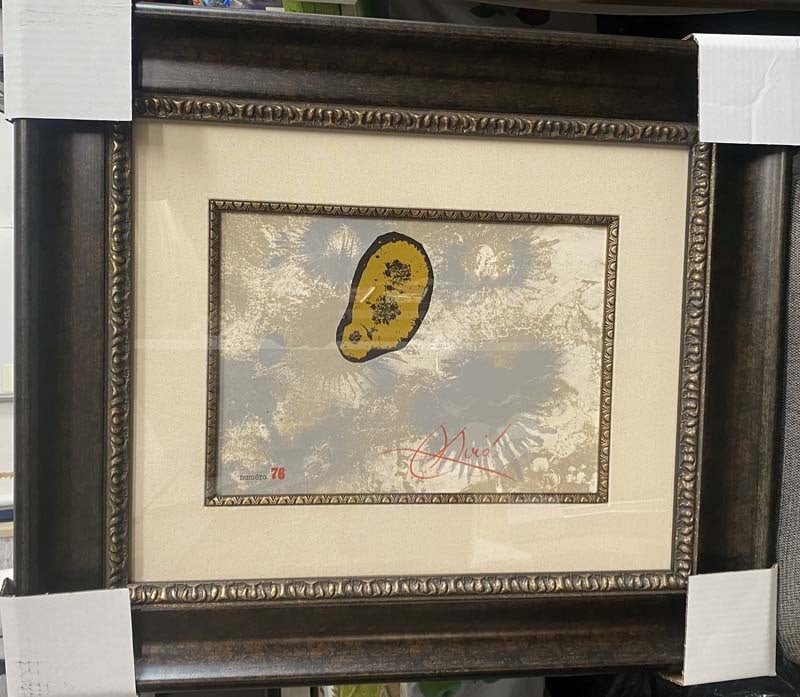 Joan Miro (Spanish 1893-1983) Hand signed Lithograph Limited Edition: Joan Miro (Spanish 1893-1983) Hand signed Lithograph Limited EditionJoan Miro Lithograph Hand signed and numbered 76. Approx 18x14 inches image size. Limited Edition Art Artwork Artist.