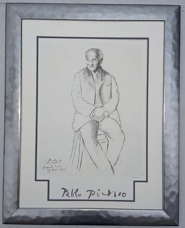 Pablo Picasso (Spanish 1881-1973) Lithograph from 1982. Marina Picasso Collection.: Pablo Picasso (Spanish 1881-1973) lithograph from 1982 Marina Picasso Collection Limited Edition. Approx 24x18 inches image size. Custom framed. Includes Certificate of Authenticity. Art Artwork Artis