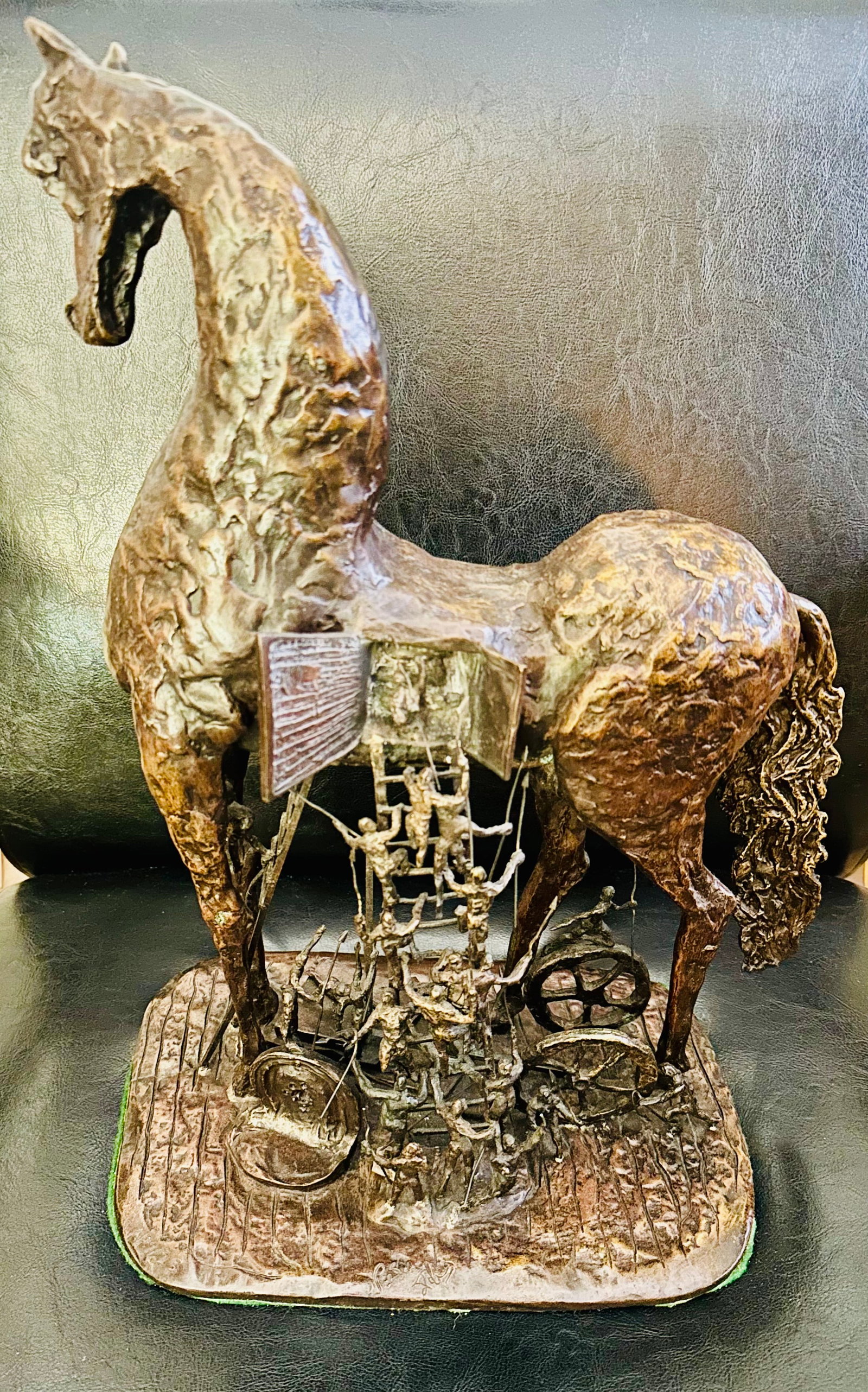 Salvador Dali (Spanish 1904-1989) Bronze Sculpture Trojan Horse: Salvador Dali (Spanish 1904-1989) Bronze Sculpture Trojan Horse Approx 15 inches. This is a limited edition created in 1982. and includes certificate.