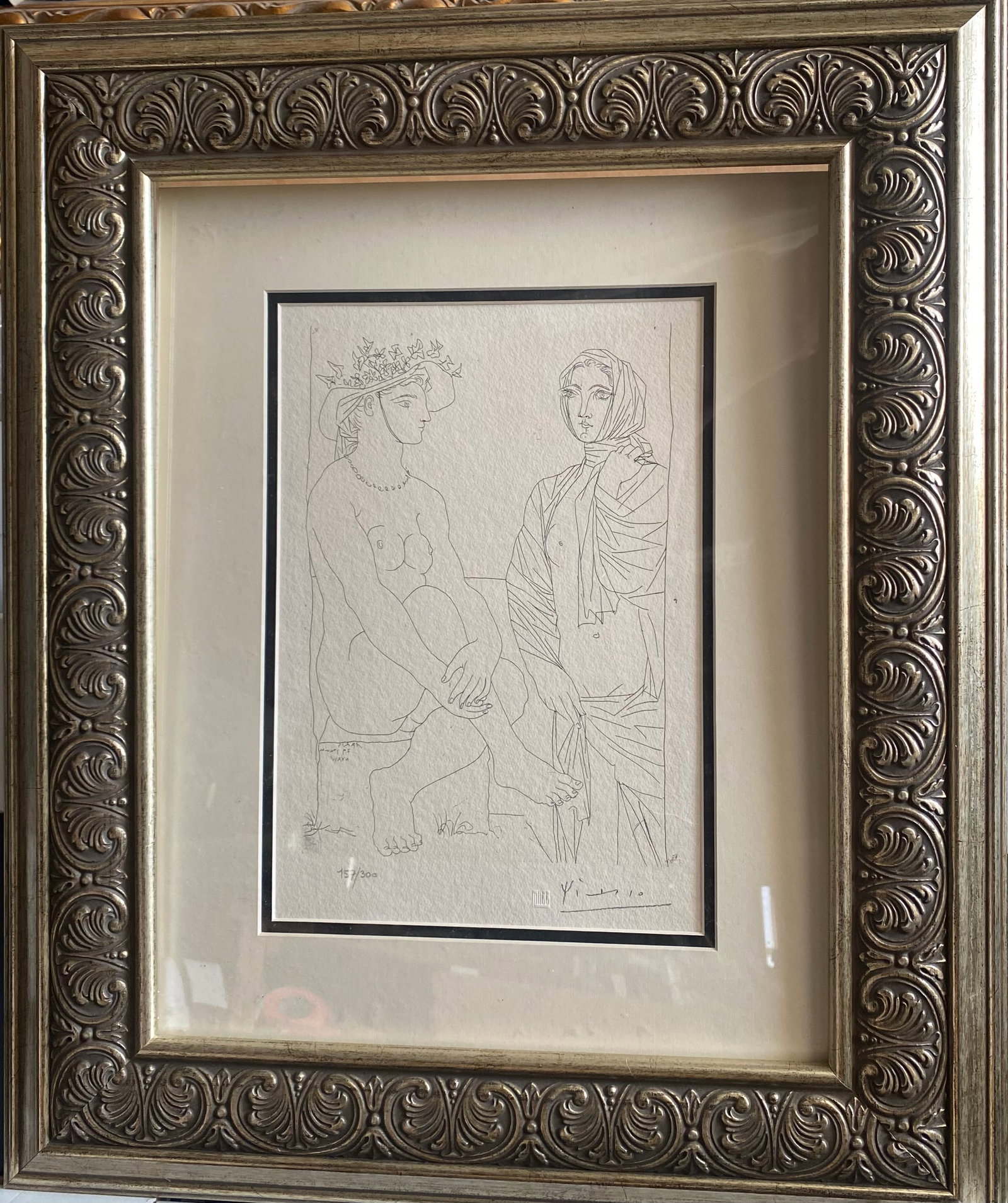 Pablo Picasso (Spanish 1881-1973) lithograph numbered limited edition of 300 with official Museum: Pablo Picasso (Spanish 1881-1973) lithograph numbered limited edition of 300 with official Museum stampPablo Picasso Lithograph from 1990-1992 Suite Vollard. Authorized by the Picasso Family. Each pie