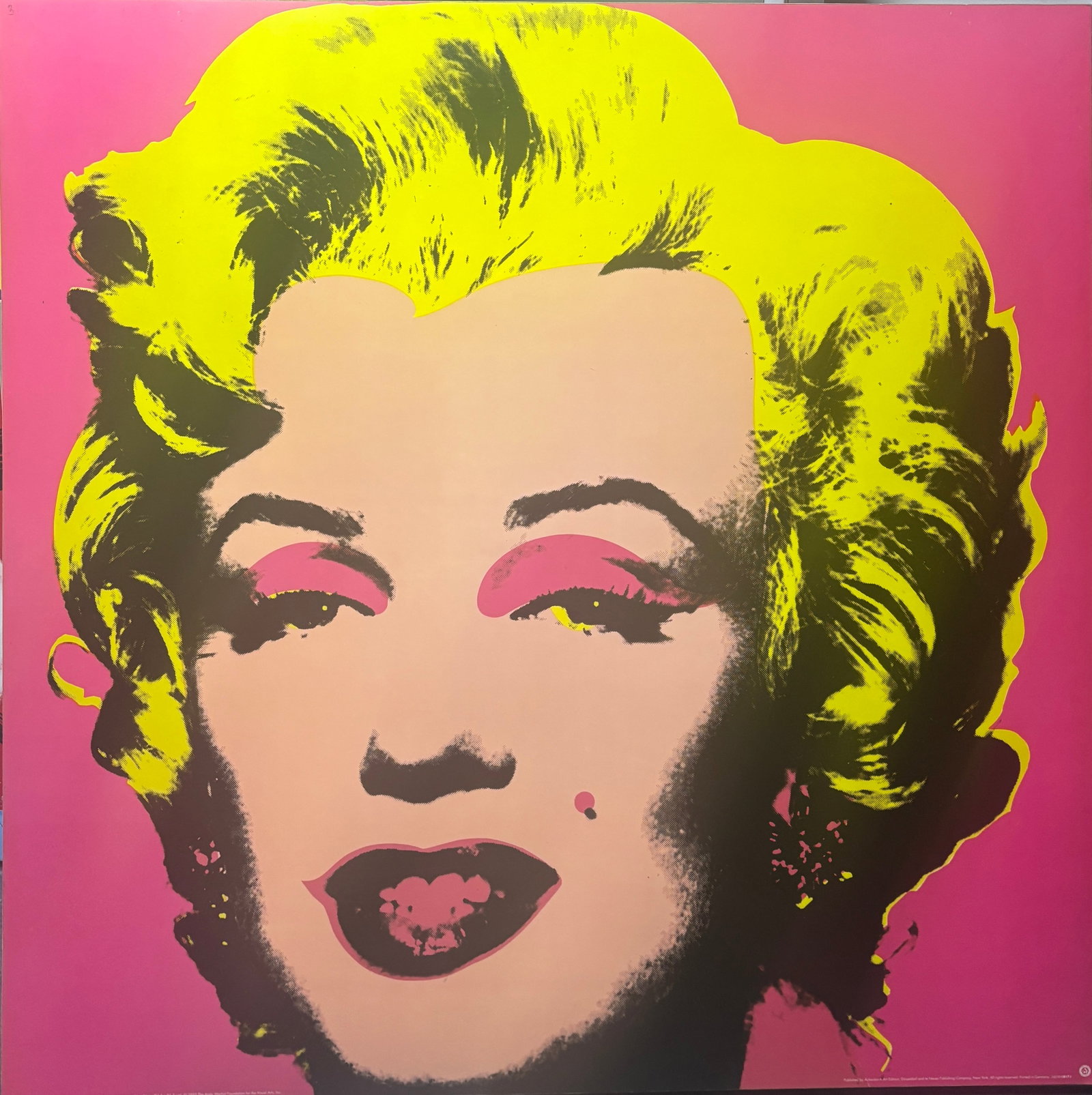 Andy Warhol (American, 1928-1987) 1967 Marilyn Monroe original screenprint vintage 1993 on wood: Andy Warhol (American, 1928-1987) 1967 Marilyn Monroe original screenprint vintage 1993 beautiful condition. Published by Achenbach Dusseldorf and te Neues Printed in Germnay andy Warhol Foundaiton 38