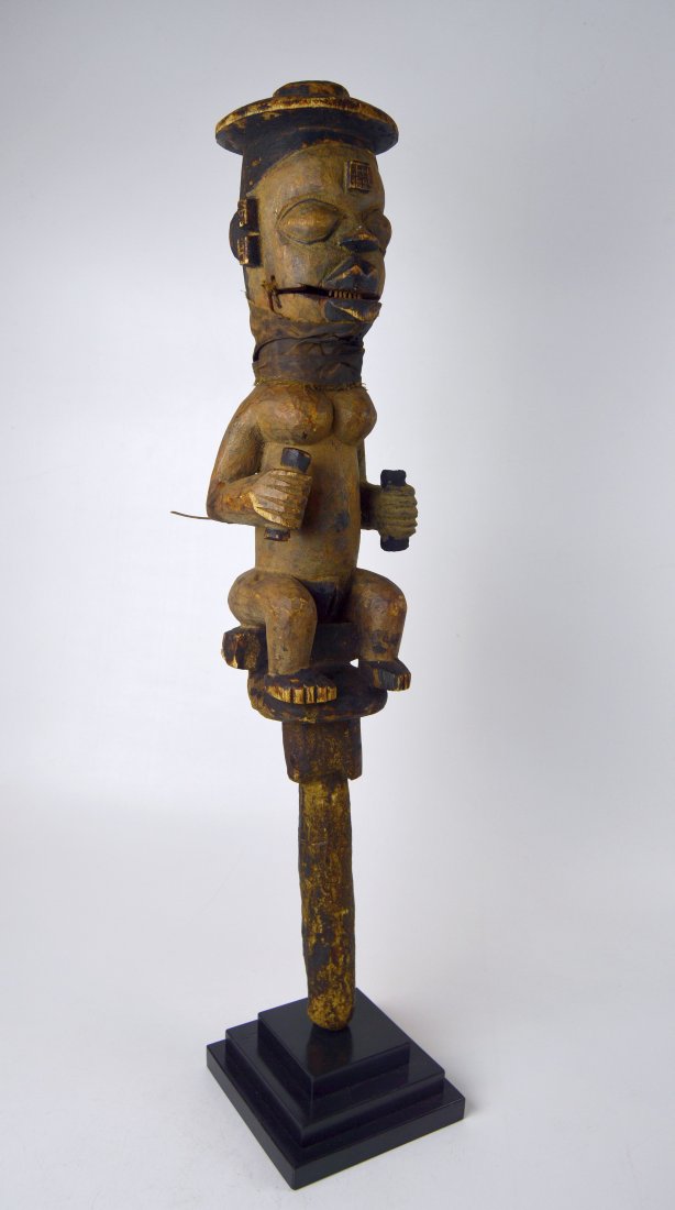A Rare Old Ogoni marionette staff African Art (1 of 9)