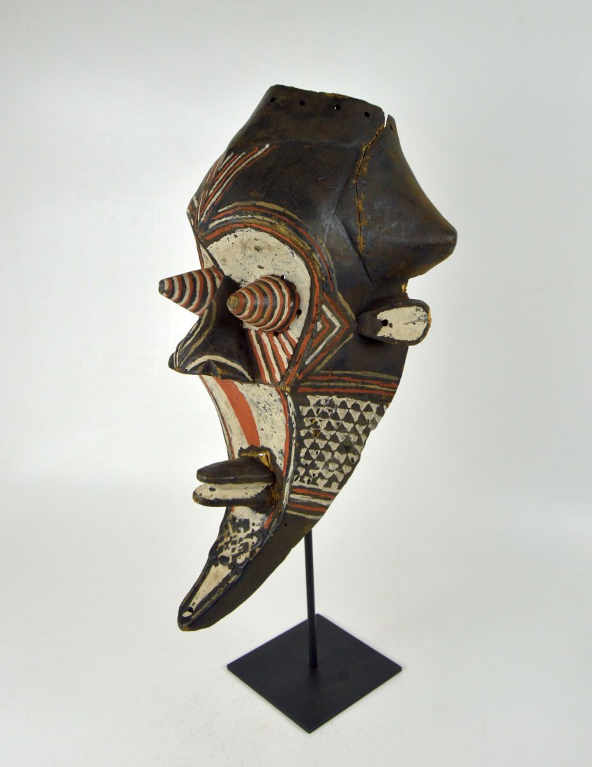 Fantastic Kuba Kete painted African mask (1 of 6)