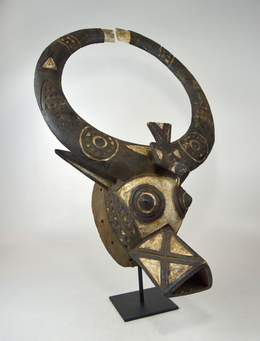 A Very Fine Bwa Bushcow Mask, African Art (1 of 9)