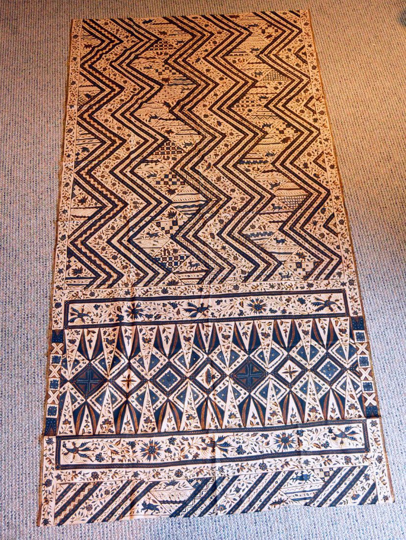 Very Fine Javanese Batik Sarong with Pheasant Motif (1 of 5)