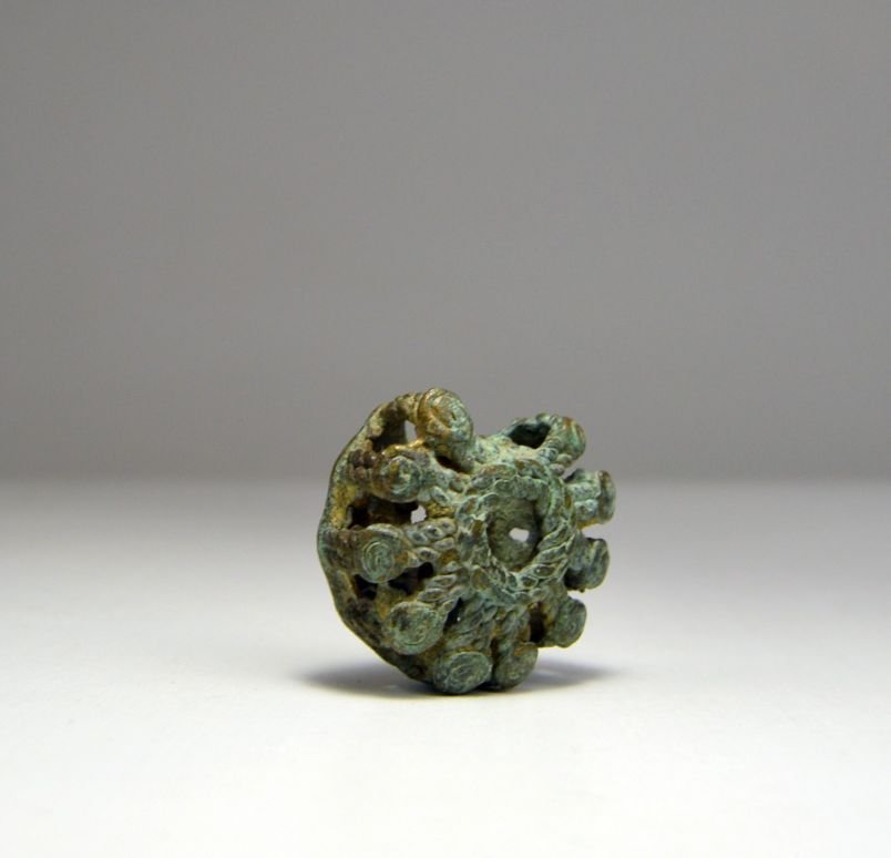 Old Lobi Bronze pendant in SUN shaped design, African (1 of 4)