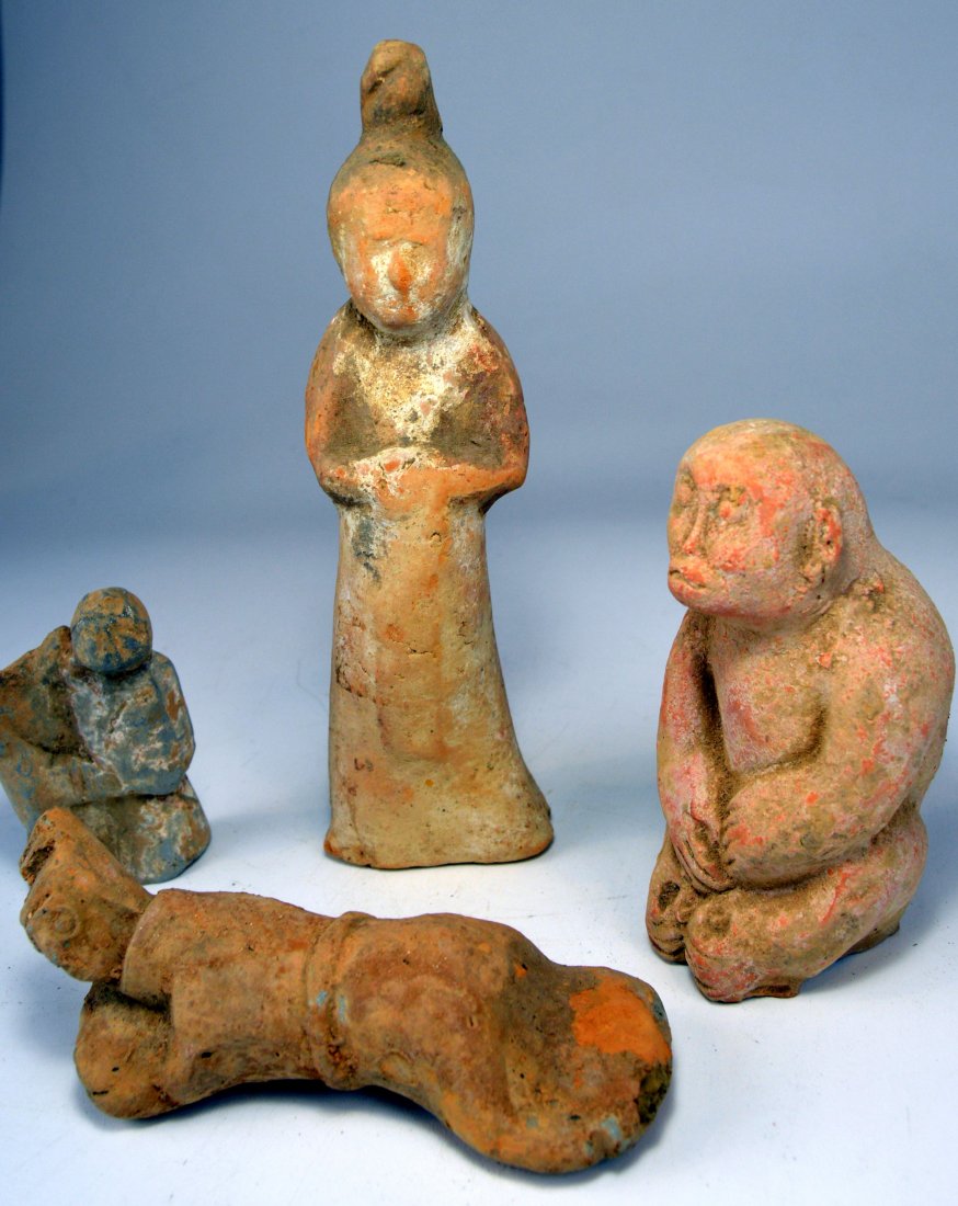 Lot of four Tomb figures, Ancient Chinese Terracotta (1 of 4)