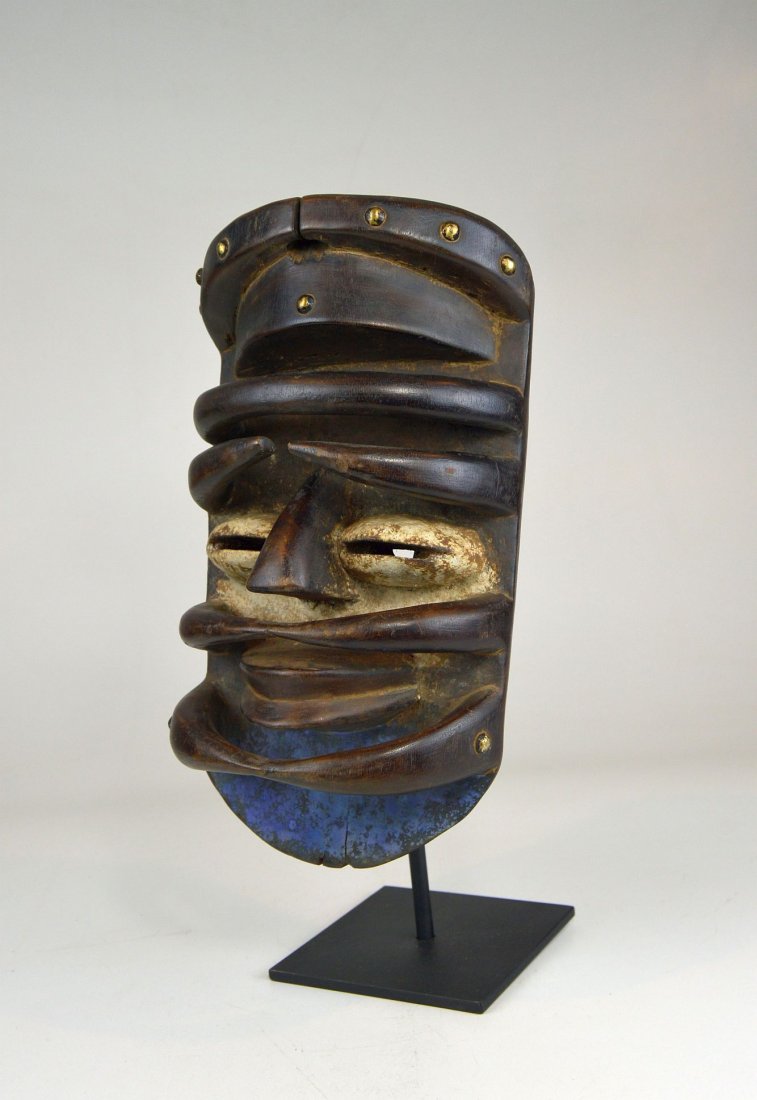 A Finely crafted GERE mask with Blue accent African Art (1 of 6)