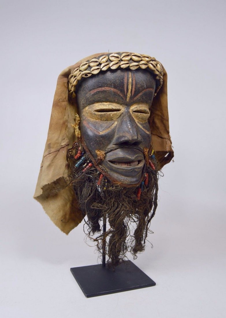 Fantastic Old DAN African mask with headdress (1 of 7)