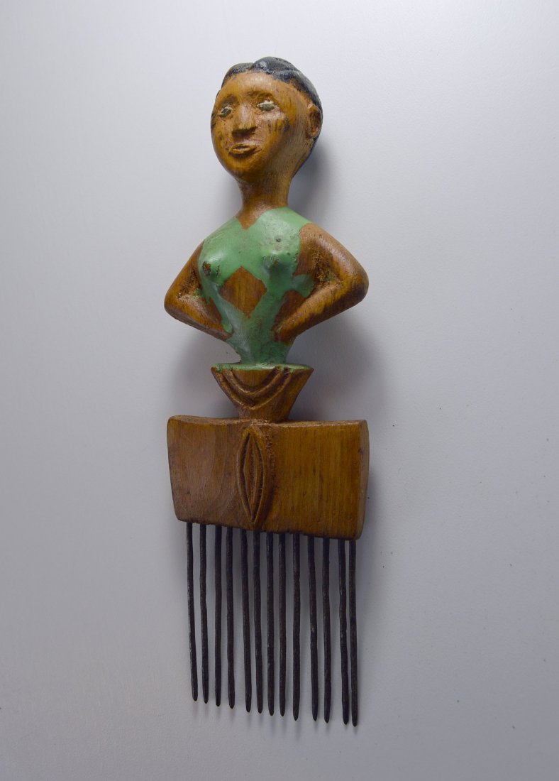 Old Ashanti Comb with Female Ancestor & Vaginal motif (1 of 4)