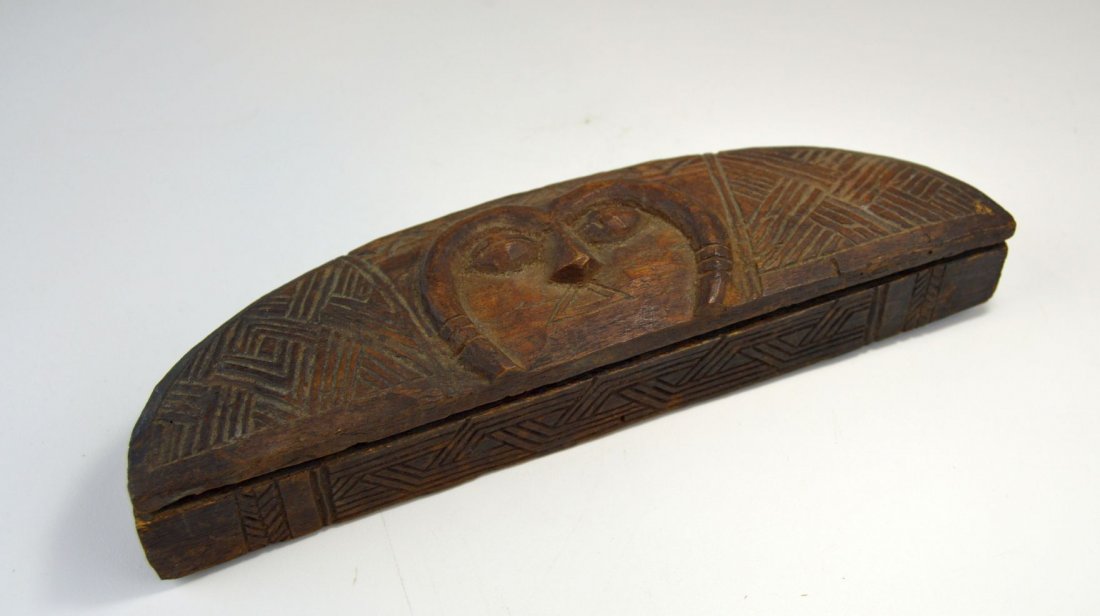 Crescent Moon Shaped Kuba Kutula Powder container (1 of 4)