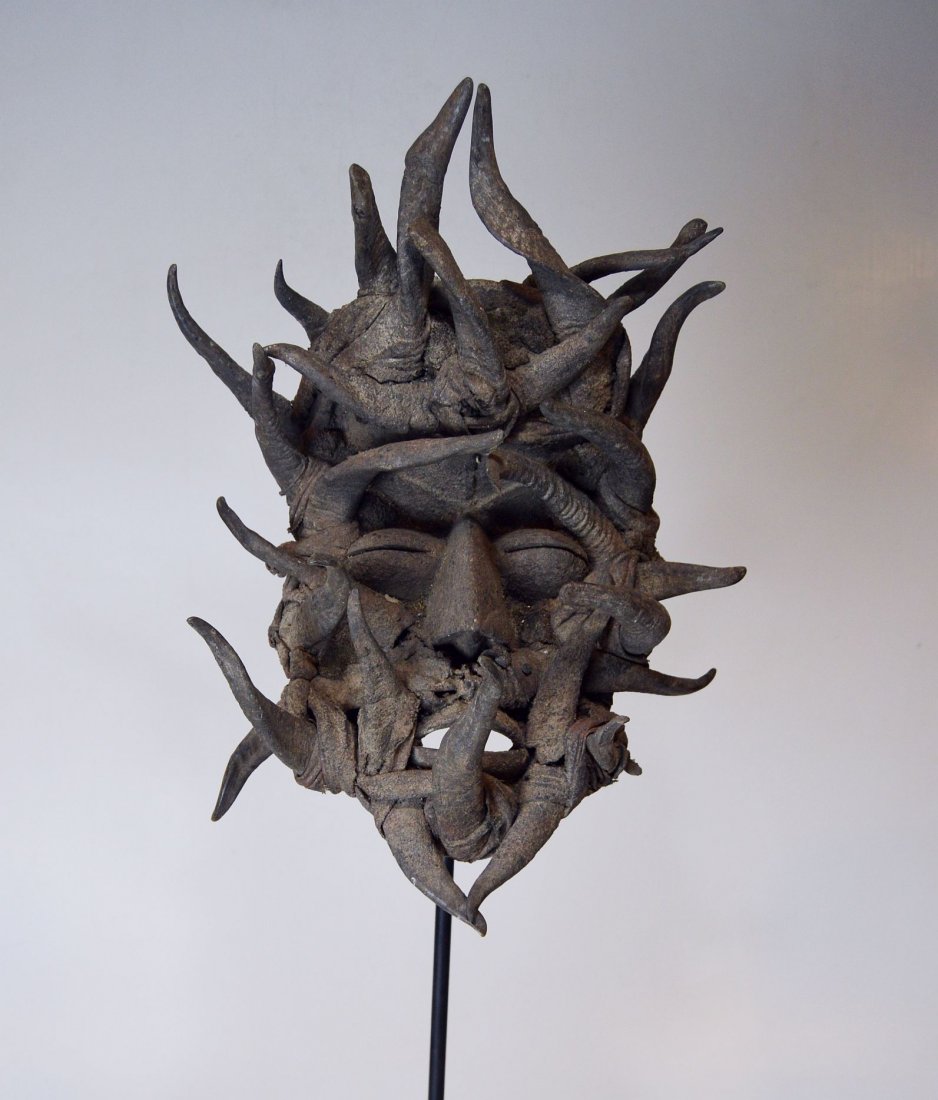 Haunting & Wild Abstract Gere Horn African mask on base (1 of 9)