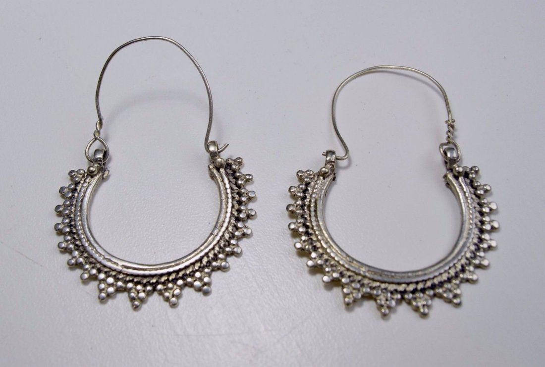 Lovely Afghani Nomadic Gypsy vintage style hoop earring (1 of 3)