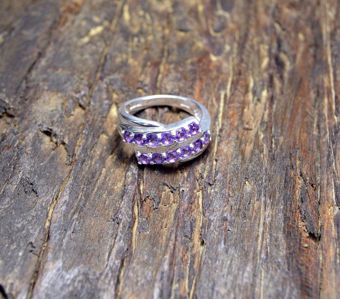 Gorgeous Vintage Sterling Silver & Amethyst Ring size 7 (1 of 6)